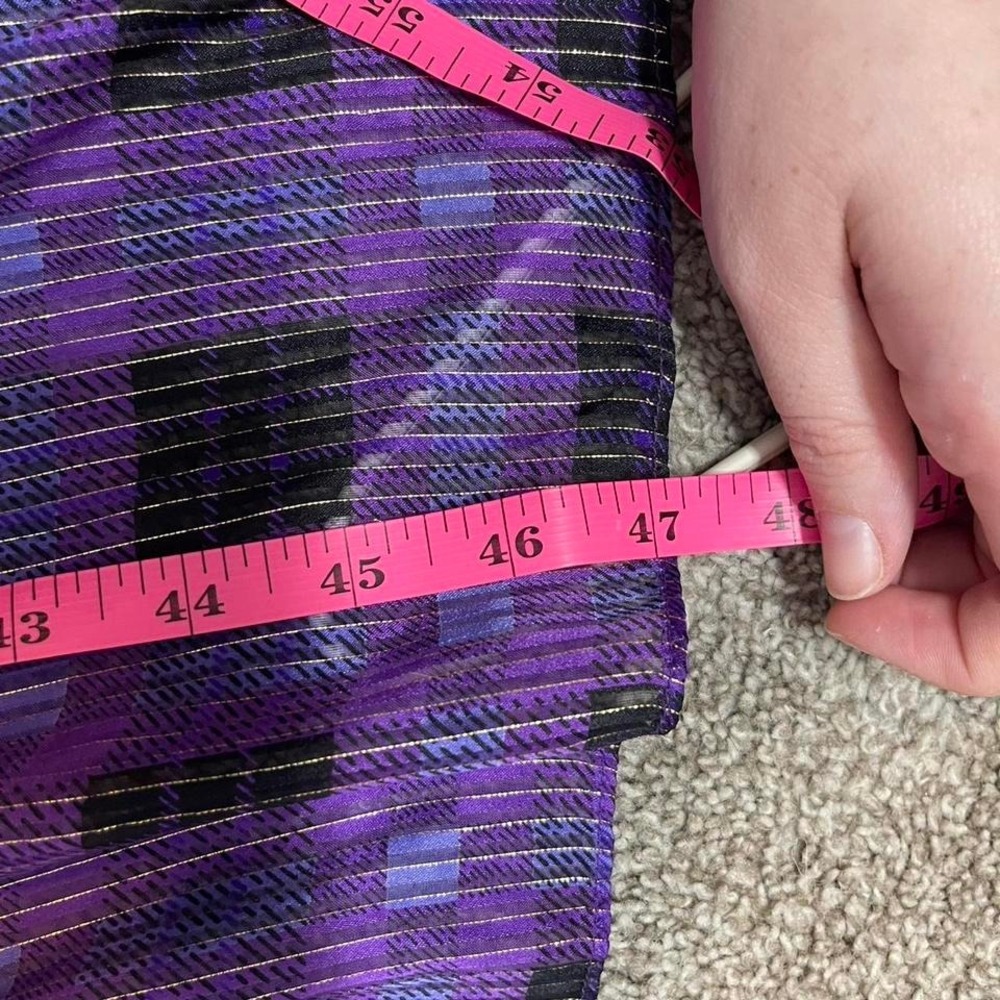 Purple abstract 100% silk scarf/neck tie - Picture 6 of 6